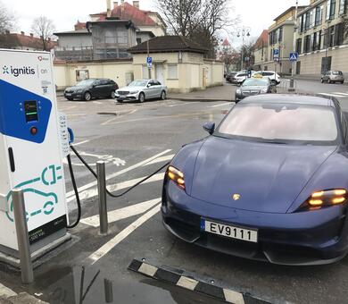 Porche EV charging at an Ignitis charger