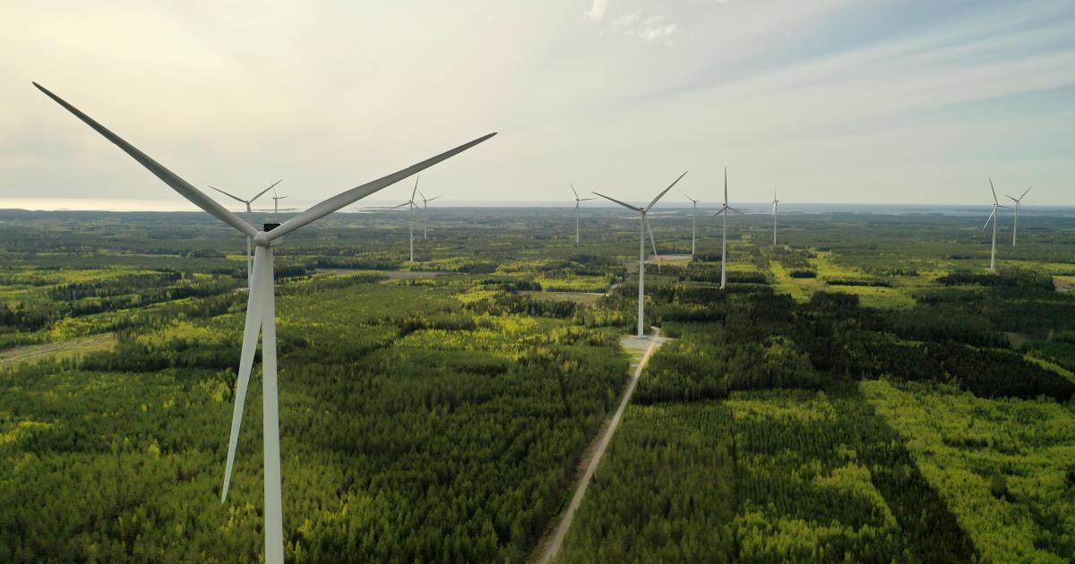 Fortum liefert Windstrom an Anoras Brennerei in Koskenkorva